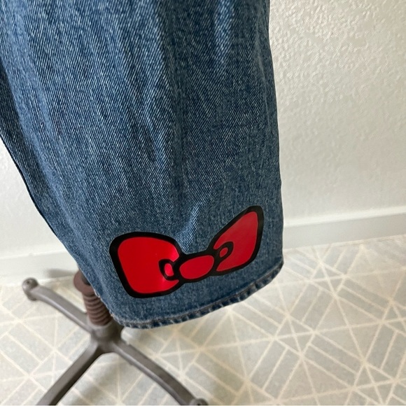 LEVIS x HELLO KITTY sz 29 Ribcage Straight Denim Blue Jeans High Rise - Picture 2 of 13